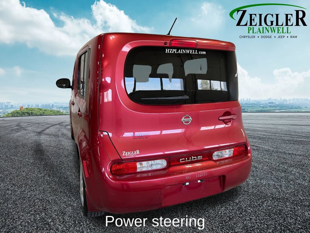 Used 2009 Nissan Cube 1.8 S w/ Interior Designer Pkg FWD image 4