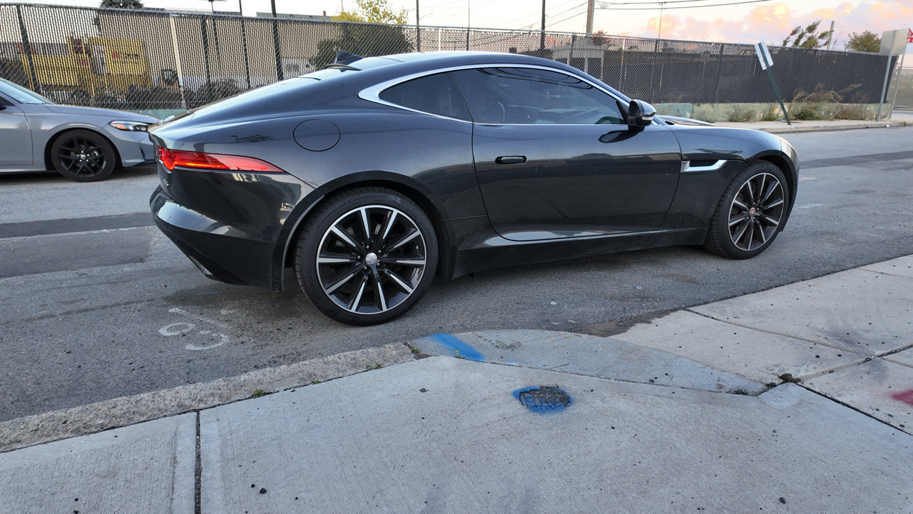 Used 2016 Jaguar F-TYPE S image 4