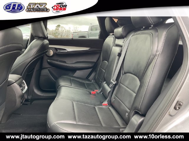 Used 2019 INFINITI QX50 Essential w/ Sensory Package AWD/4WD image 14