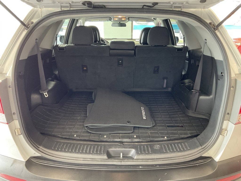 Used 2013 Kia Sorento LX image 20