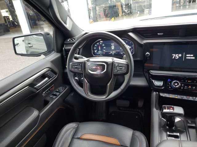 Used 2024 GMC Sierra 1500 AT4 w/ Technology Package AWD/4WD image 13