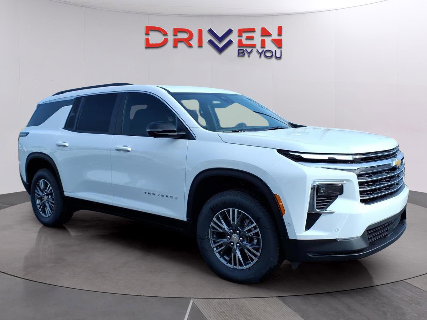 New 2026 Chevrolet Traverse LT w/ Enhanced Driving Package FWD image 7