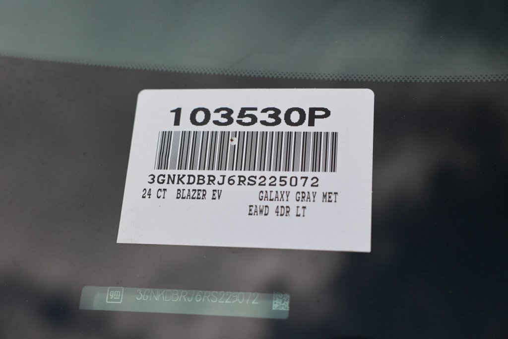 Used 2024 Chevrolet Blazer EV LT AWD/4WD image 43