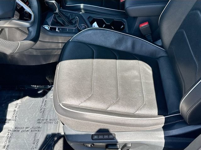 Used 2022 Volkswagen Tiguan SEL R-Line AWD/4WD image 19
