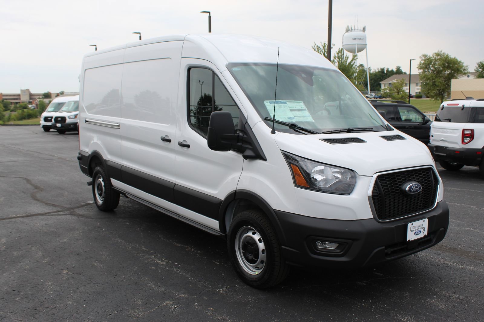New 2025 Ford Transit 250 148 Medium Roof w/ Load Area Protection Package image 7