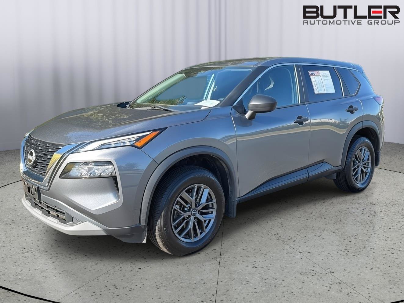 Used 2023 Nissan Rogue S AWD/4WD image 1