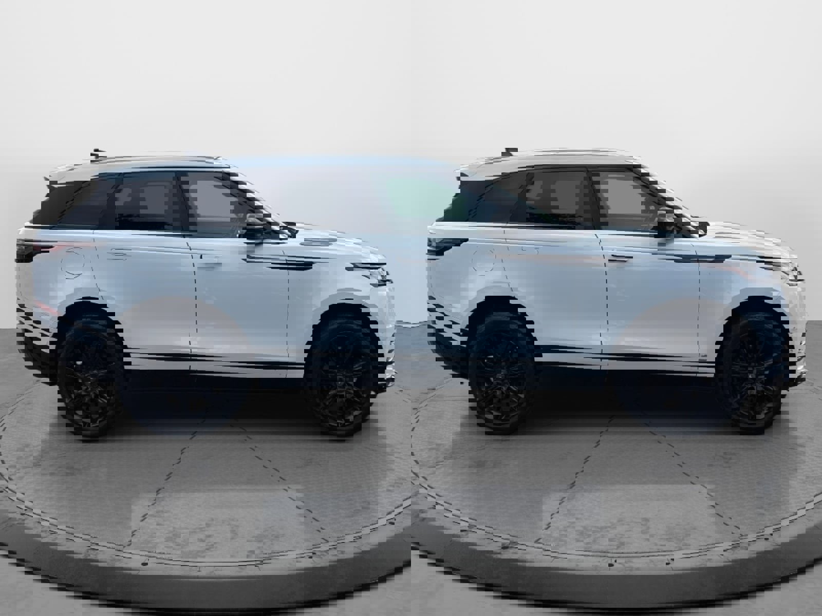 Used 2019 Land Rover Range Rover Velar R-Dynamic SE image 4