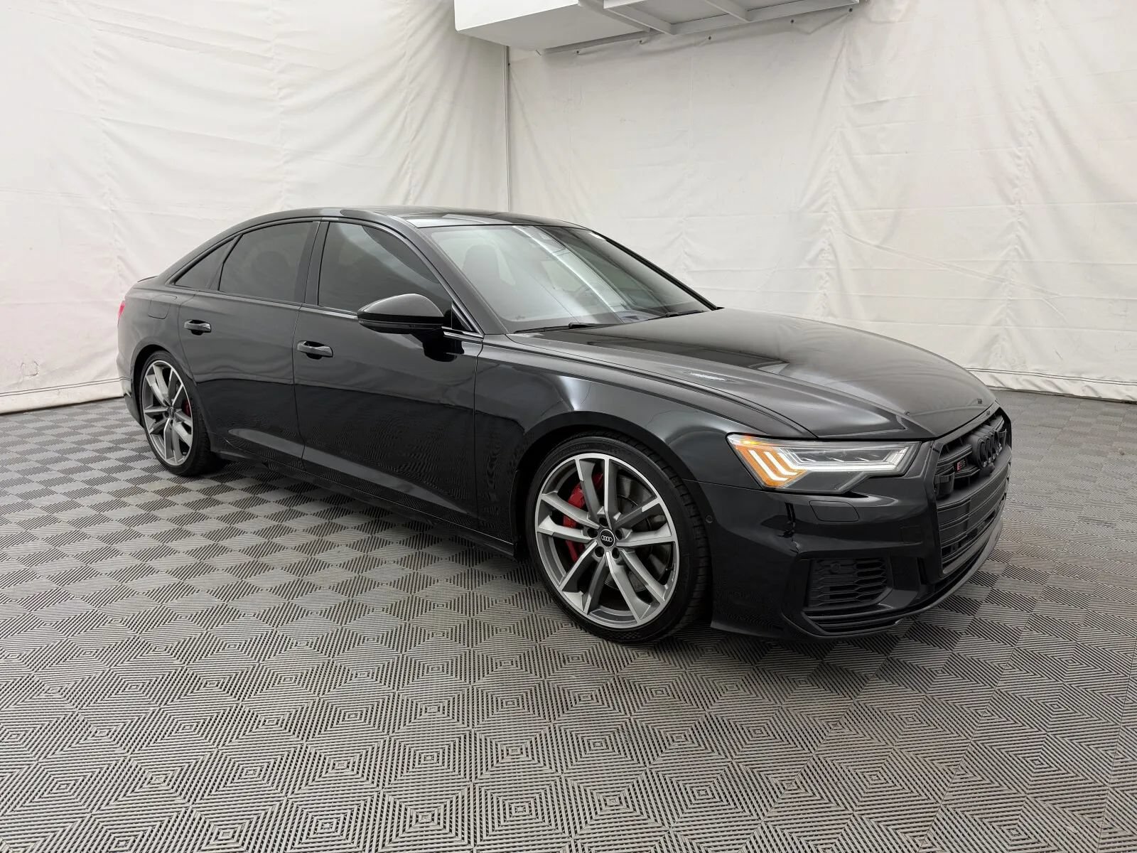 Used 2021 Audi S6 Prestige w/ Prestige Package AWD/4WD image 4