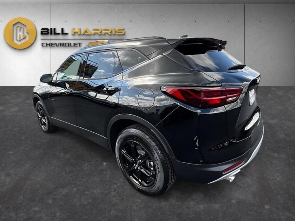 New 2026 Chevrolet Blazer LT w/ Convenience Package AWD/4WD image 13