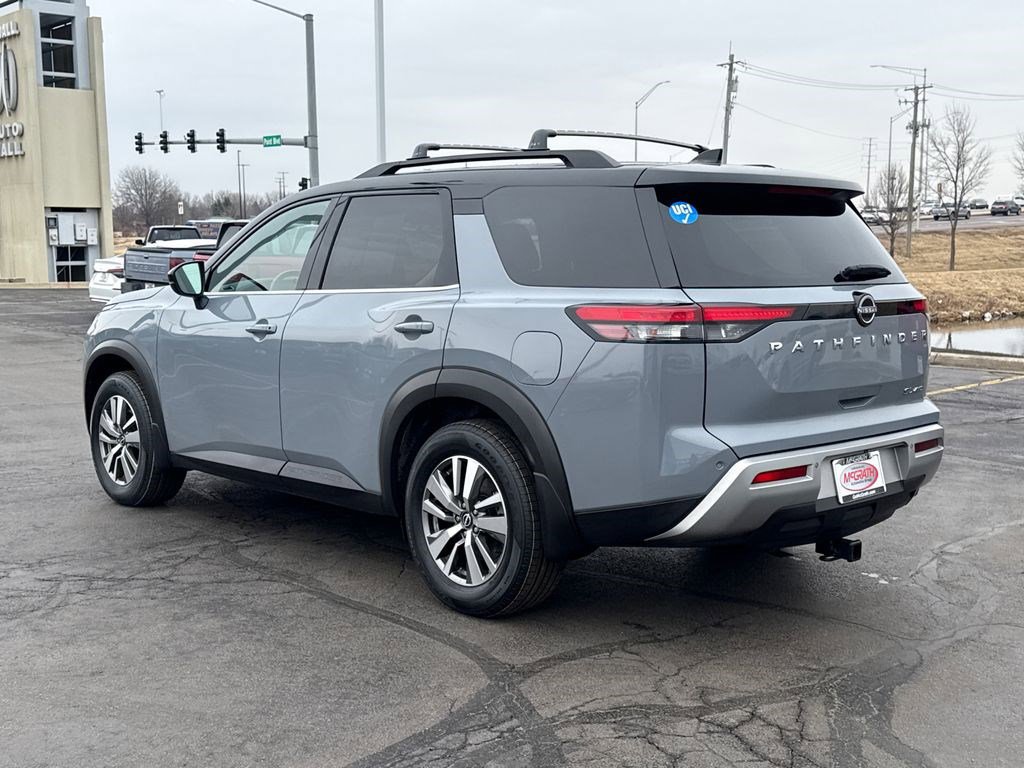Used 2022 Nissan Pathfinder SL image 9