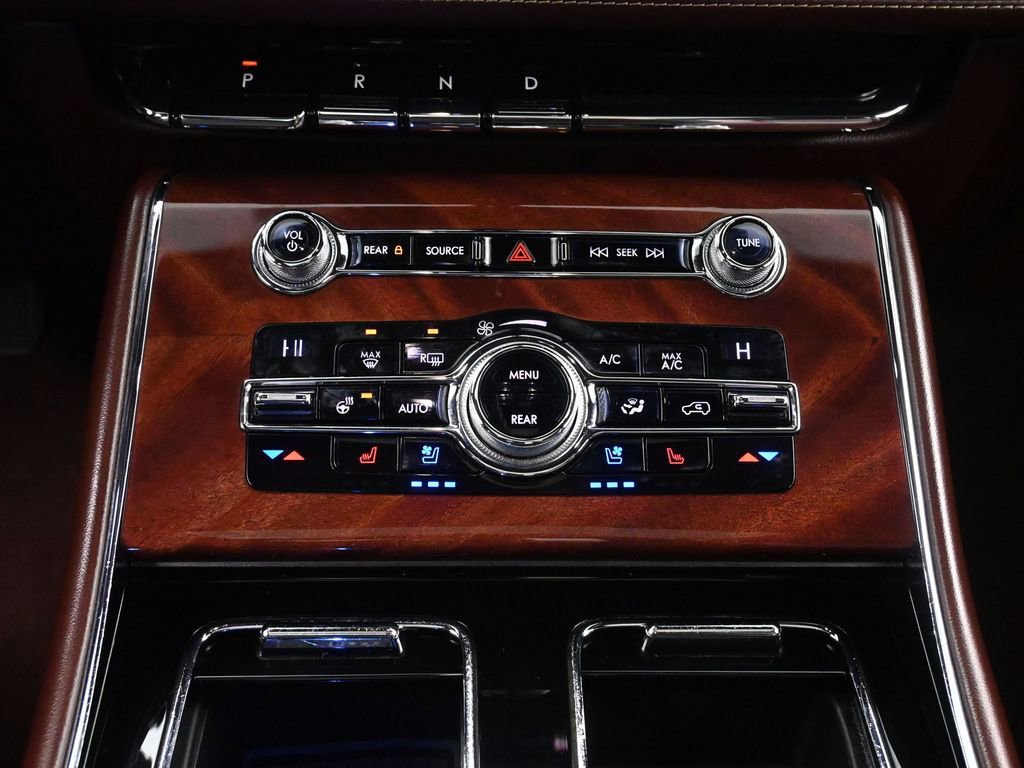 Used 2020 Lincoln Aviator Black Label w/ Dynamic Handling Package image 40