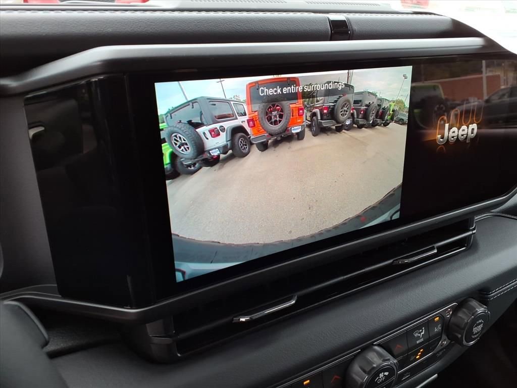 New 2025 Jeep Wrangler Unlimited Rubicon w/ Convenience Group image 22