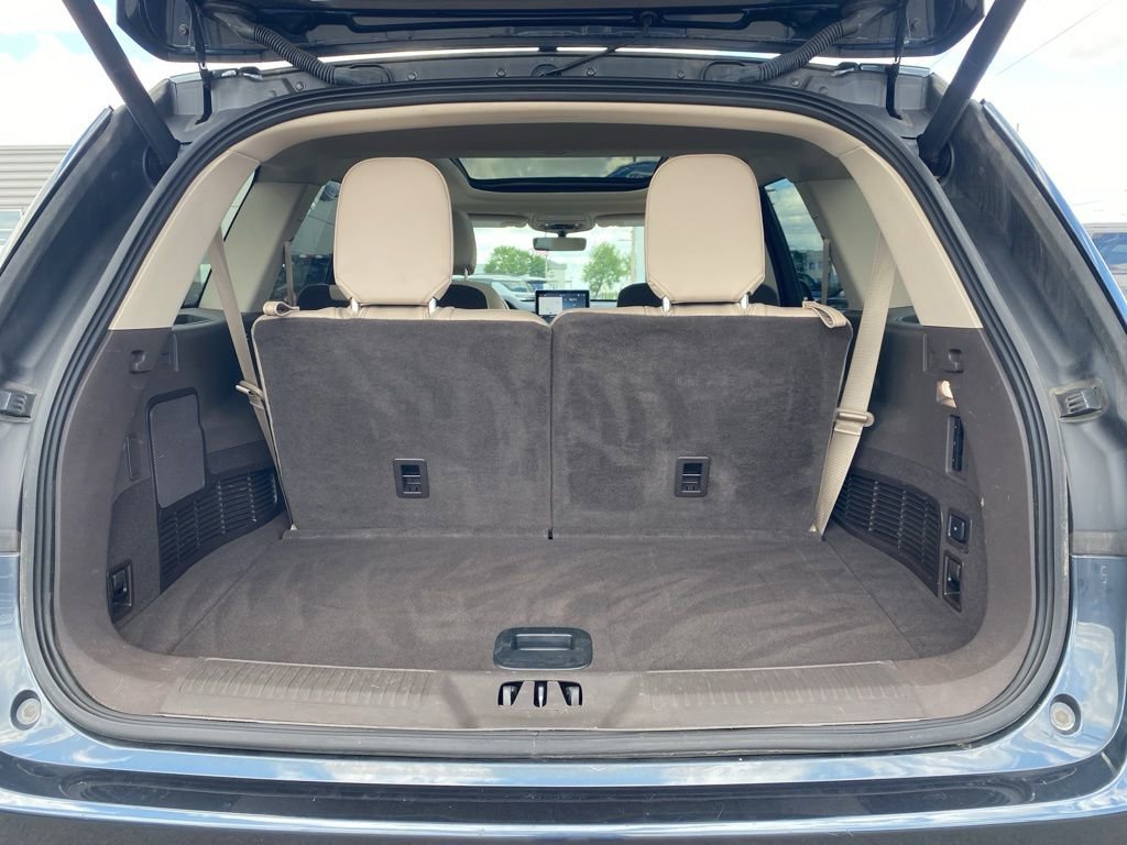 Used 2022 Lincoln Aviator Reserve w/ Elements Package Plus image 11