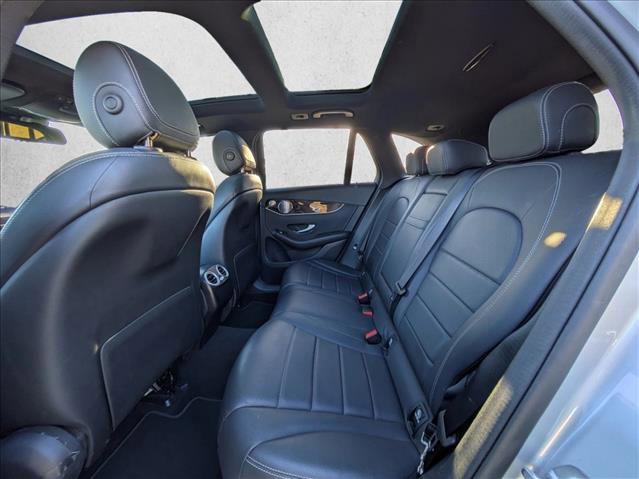 Used 2018 Mercedes-Benz GLC 300 4MATIC image 21