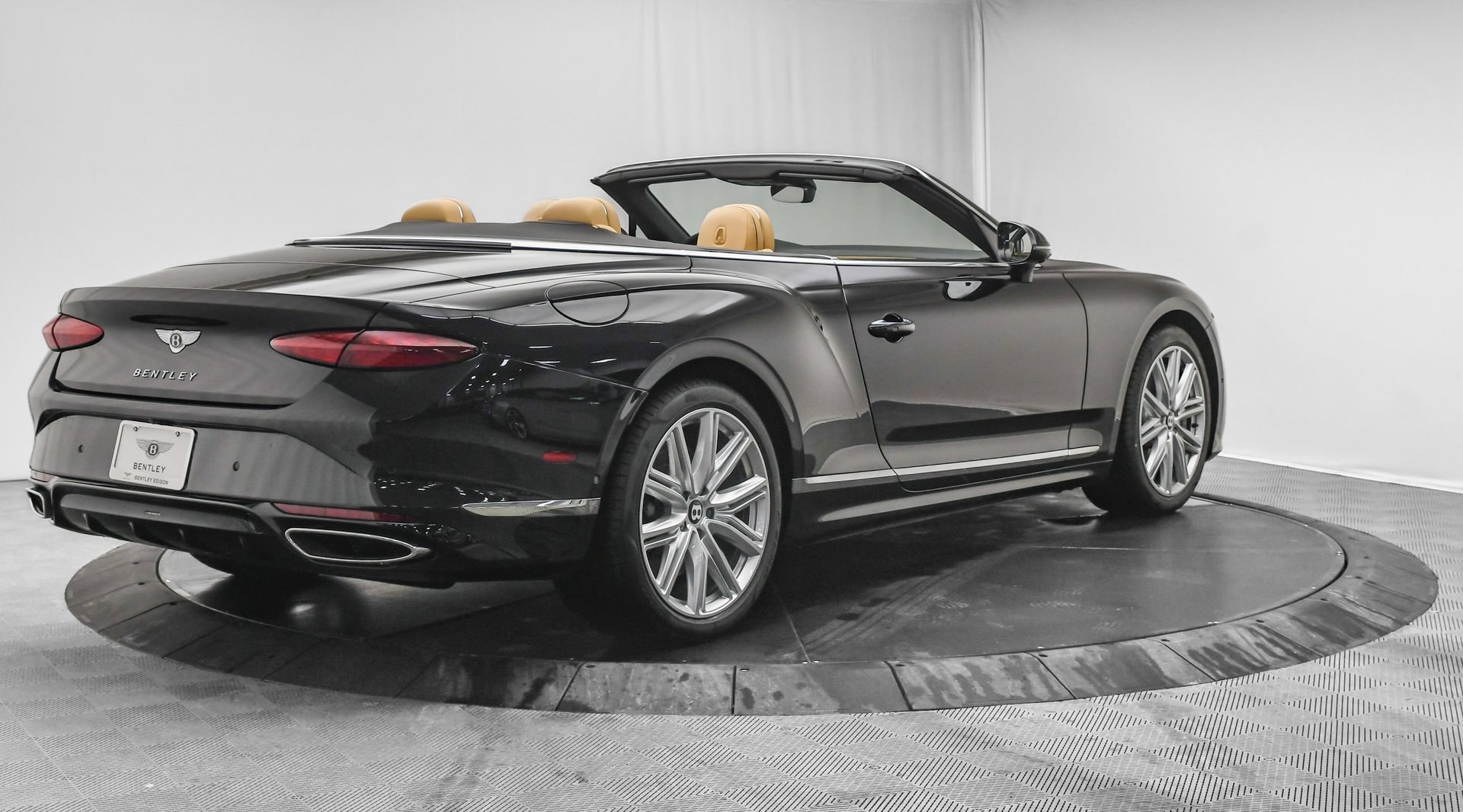 New 2026 Bentley Continental GT AWD/4WD image 13