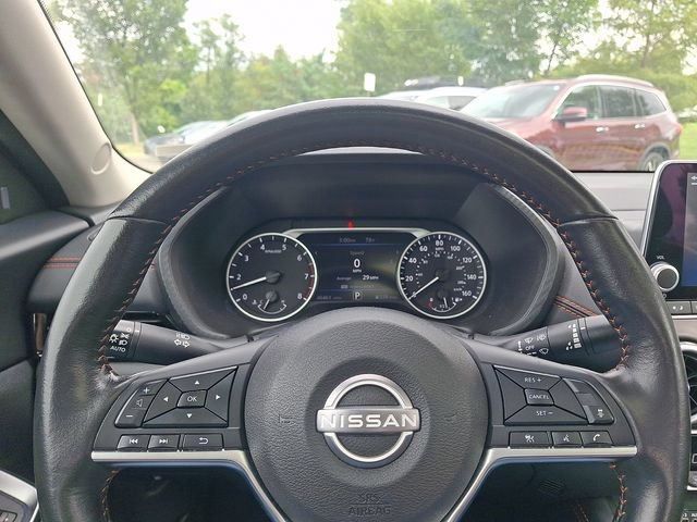 Used 2024 Nissan Sentra SR w/ SR Premium Package FWD image 19