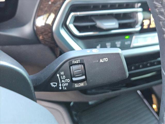 Certified 2025 BMW X4 xDrive30i w/ Convenience Package AWD/4WD image 17