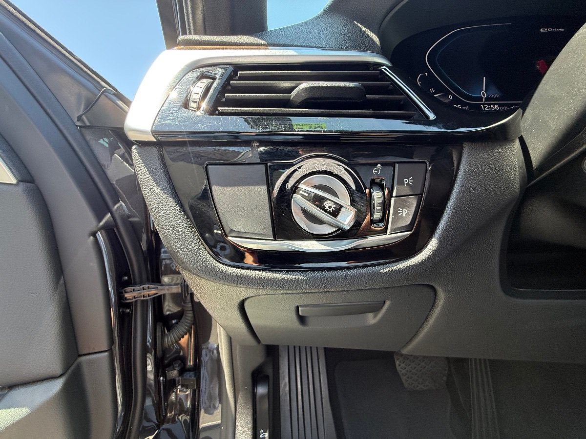 Used 2023 BMW 530e w/ Convenience Package RWD image 22