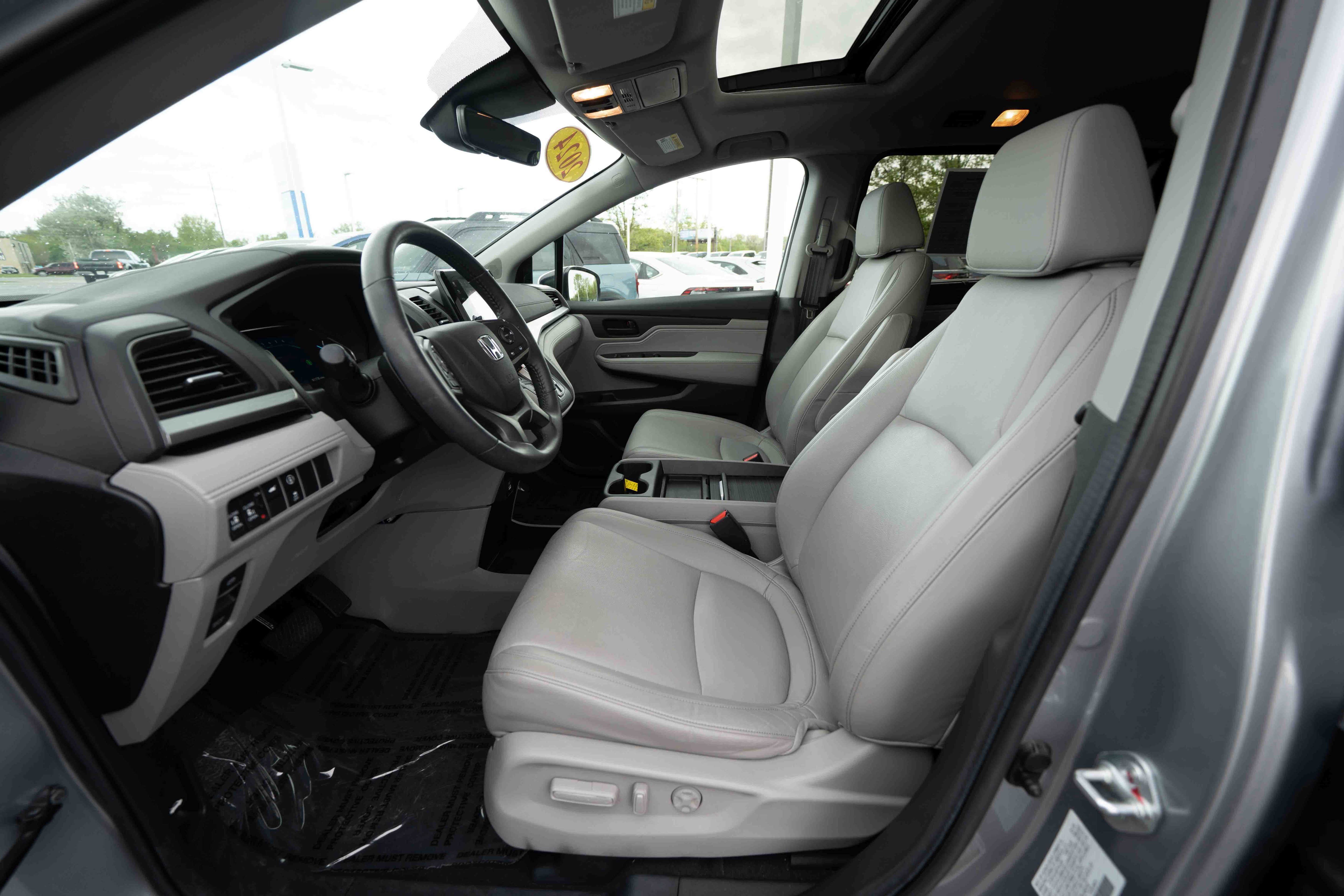 Used 2024 Honda Odyssey EX-L image 9