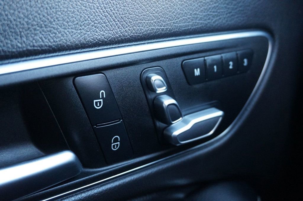 Used 2019 Mercedes-Benz CLA 250 image 22