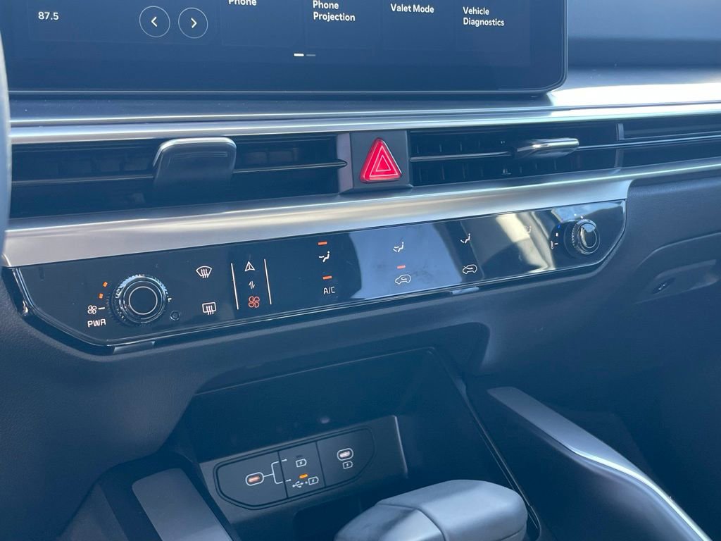 New 2026 Kia Sorento LX image 15