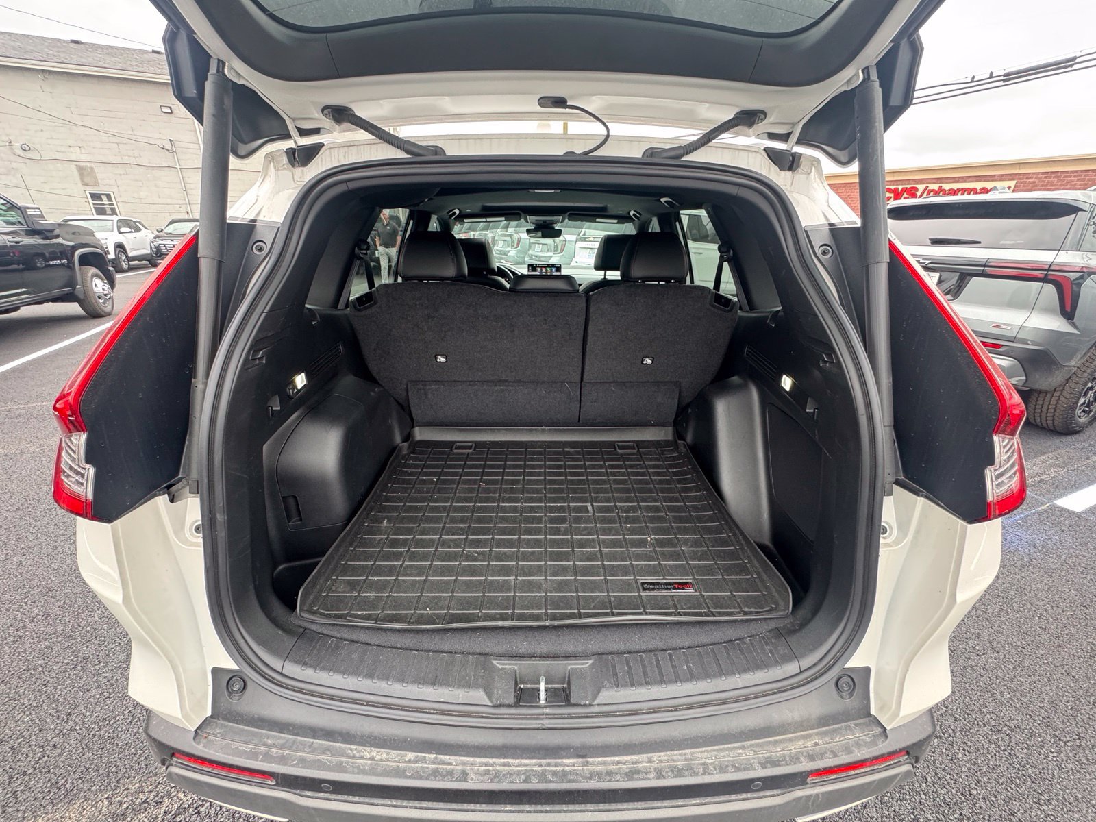 Used 2025 Honda CR-V Sport Touring image 29