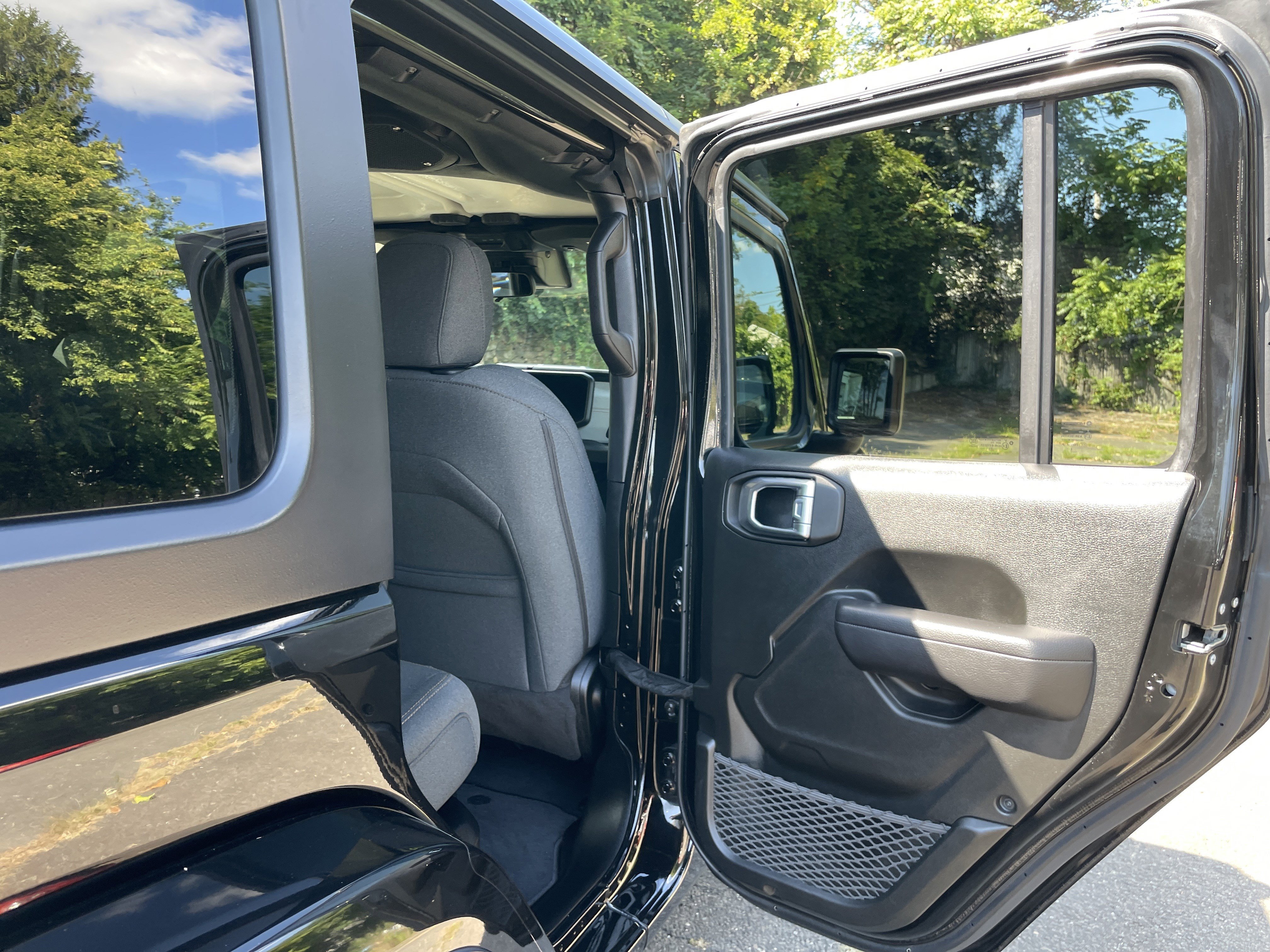Certified 2024 Jeep Wrangler Sport S w/ Convenience Group image 14