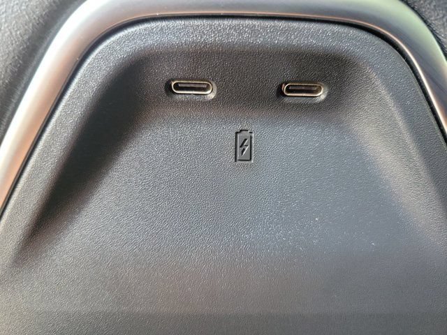Certified 2025 Lincoln Navigator Reserve AWD/4WD image 18