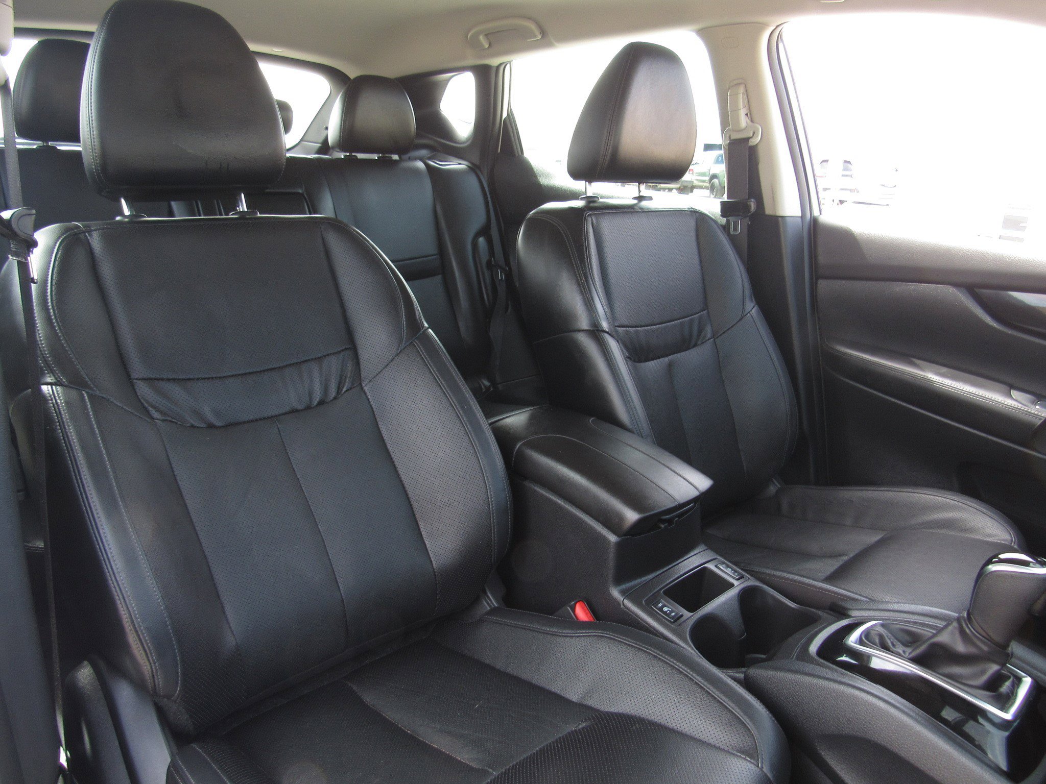 Used 2022 Nissan Rogue Sport SL image 10