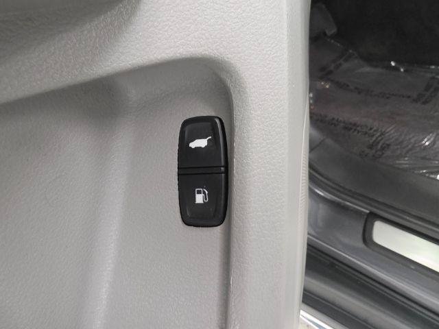 Used 2017 Acura MDX SH-AWD image 38