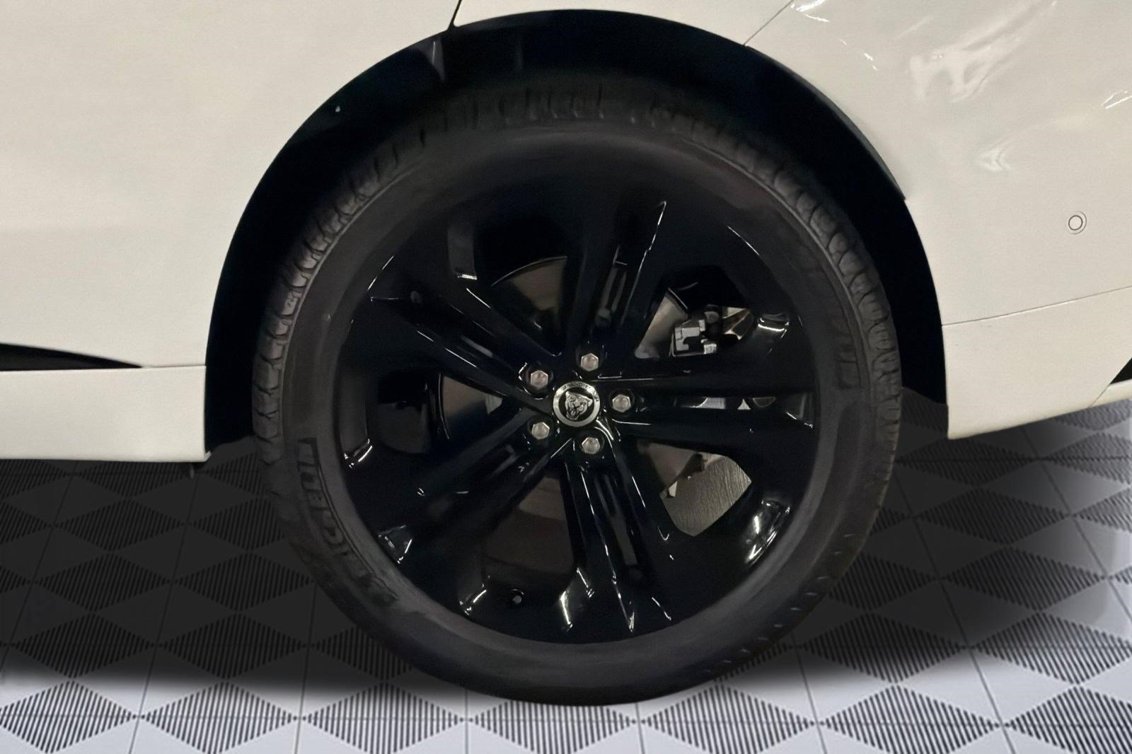 New 2026 Jaguar F-PACE R-Dynamic S AWD/4WD image 13