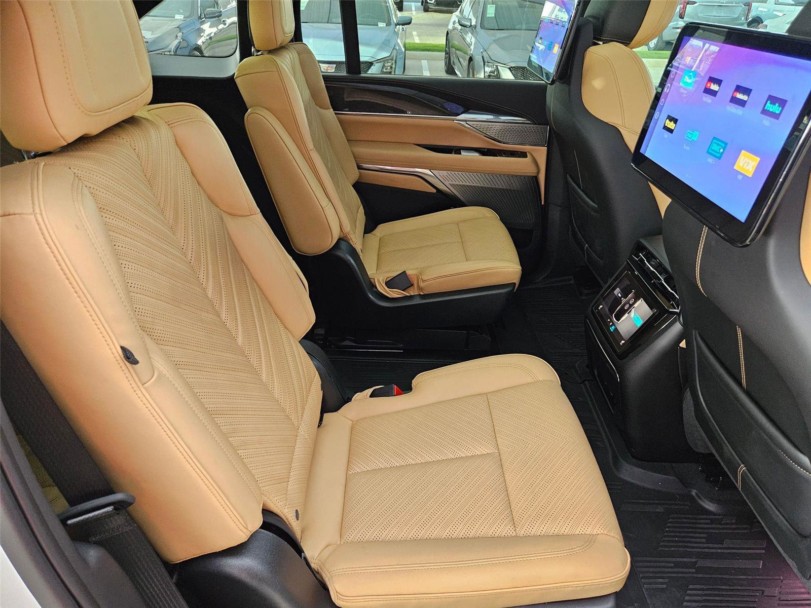 New 2025 Cadillac Escalade IQ Luxury 2 AWD/4WD image 29