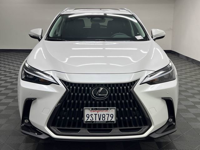 Used 2025 Lexus NX 250 FWD image 3