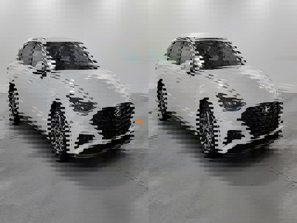 Used 2021 Hyundai Sonata SEL image 2