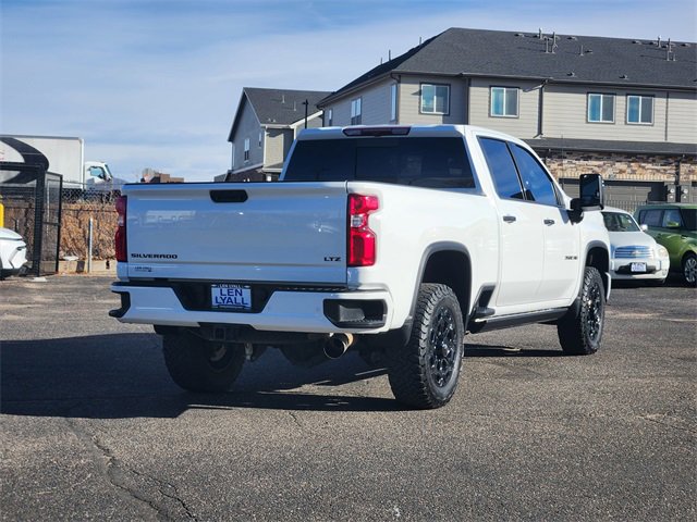 Used 2024 Chevrolet Silverado 3500 LTZ w/ LTZ Plus Package image 3