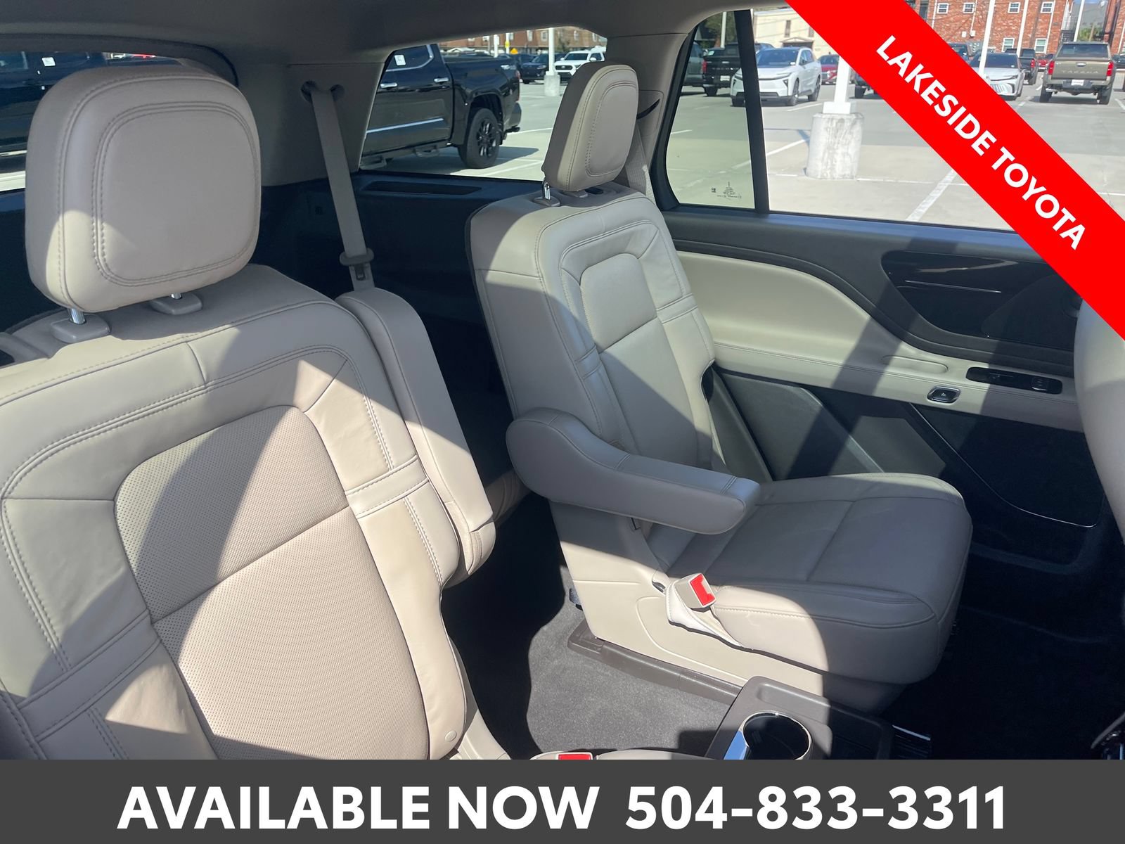 Used 2023 Lincoln Aviator Reserve w/ Equipment Group 201A RWD image 18