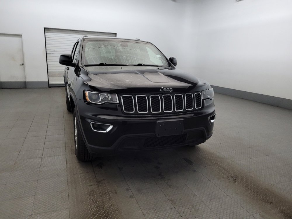 Used 2019 Jeep Grand Cherokee Laredo AWD/4WD image 14