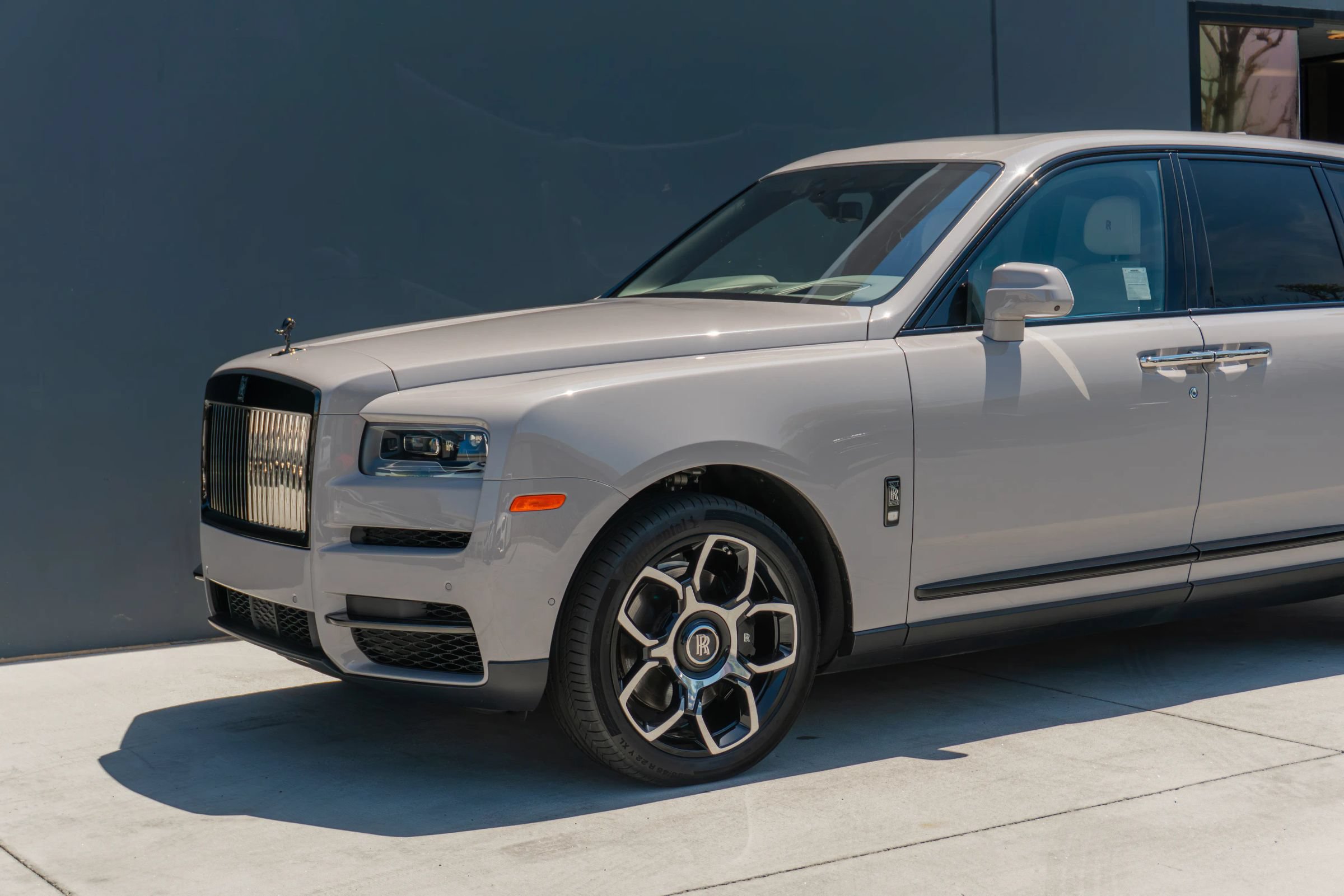 Used 2024 Rolls-Royce Cullinan Black Badge AWD/4WD image 20