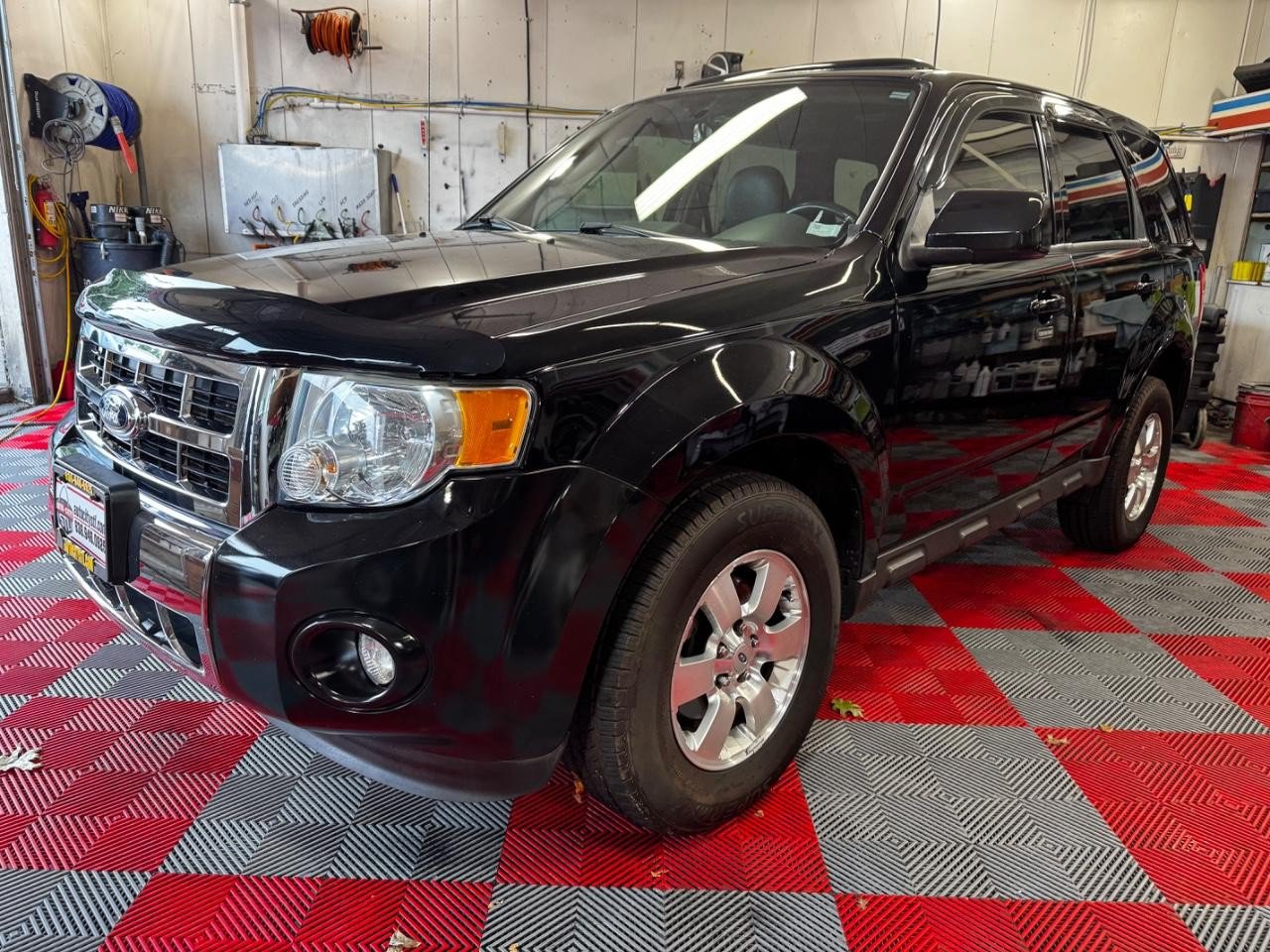 Used 2012 Ford Escape Limited AWD/4WD image 3
