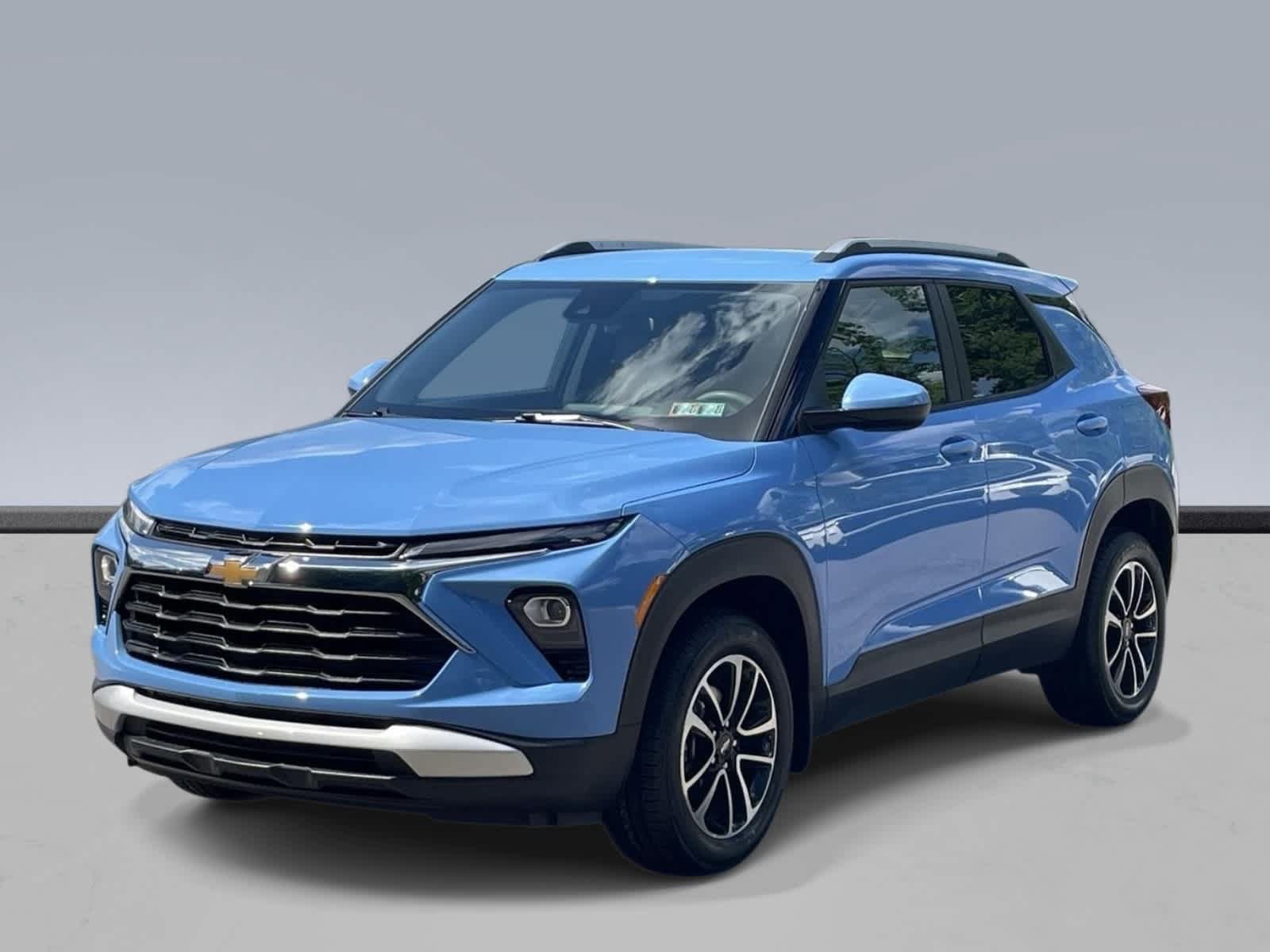 Used 2024 Chevrolet TrailBlazer LT w/ Driver Confidence Package AWD/4WD image 1