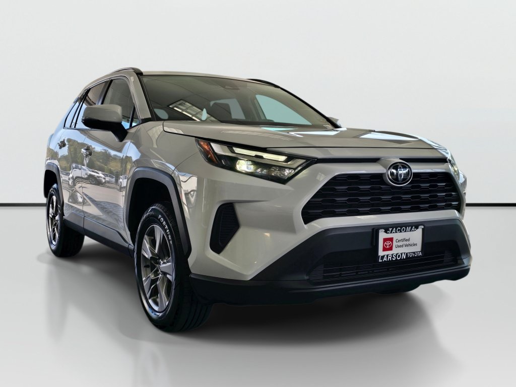 Certified 2025 Toyota RAV4 XLE AWD/4WD image 7