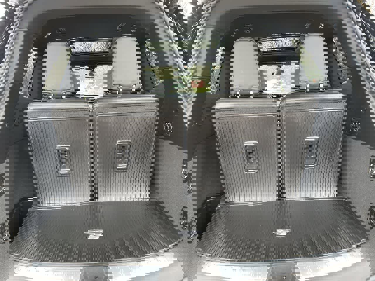 Certified 2023 Cadillac XT6 Premium Luxury image 17