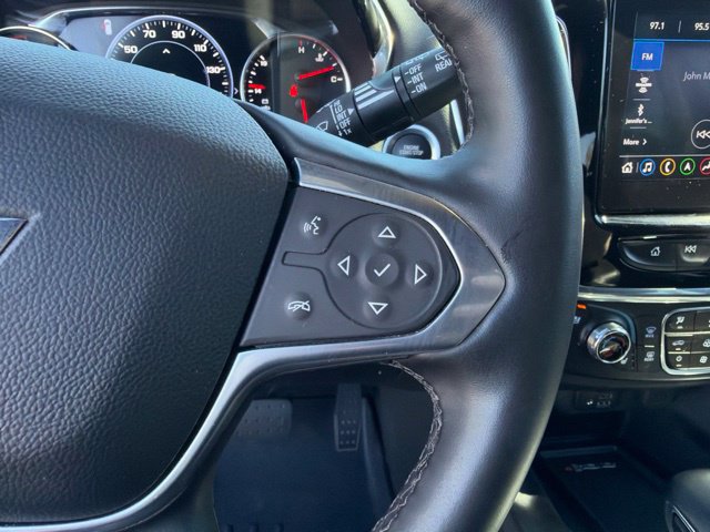 Used 2023 Chevrolet Traverse Premier FWD image 15