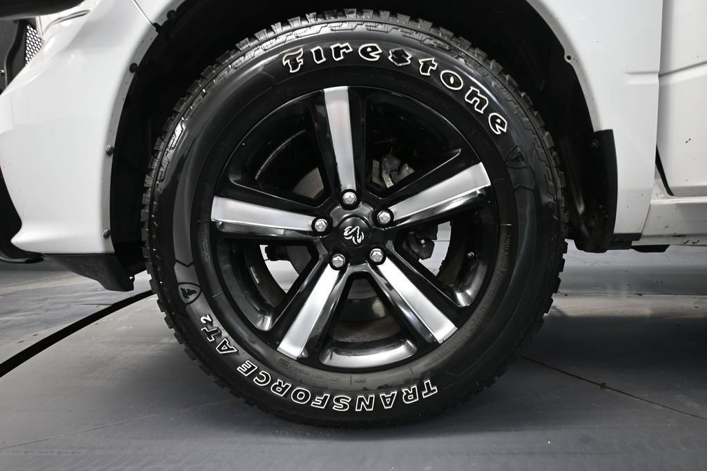 Used 2019 RAM 1500 Express w/ Express Value Package AWD/4WD image 13