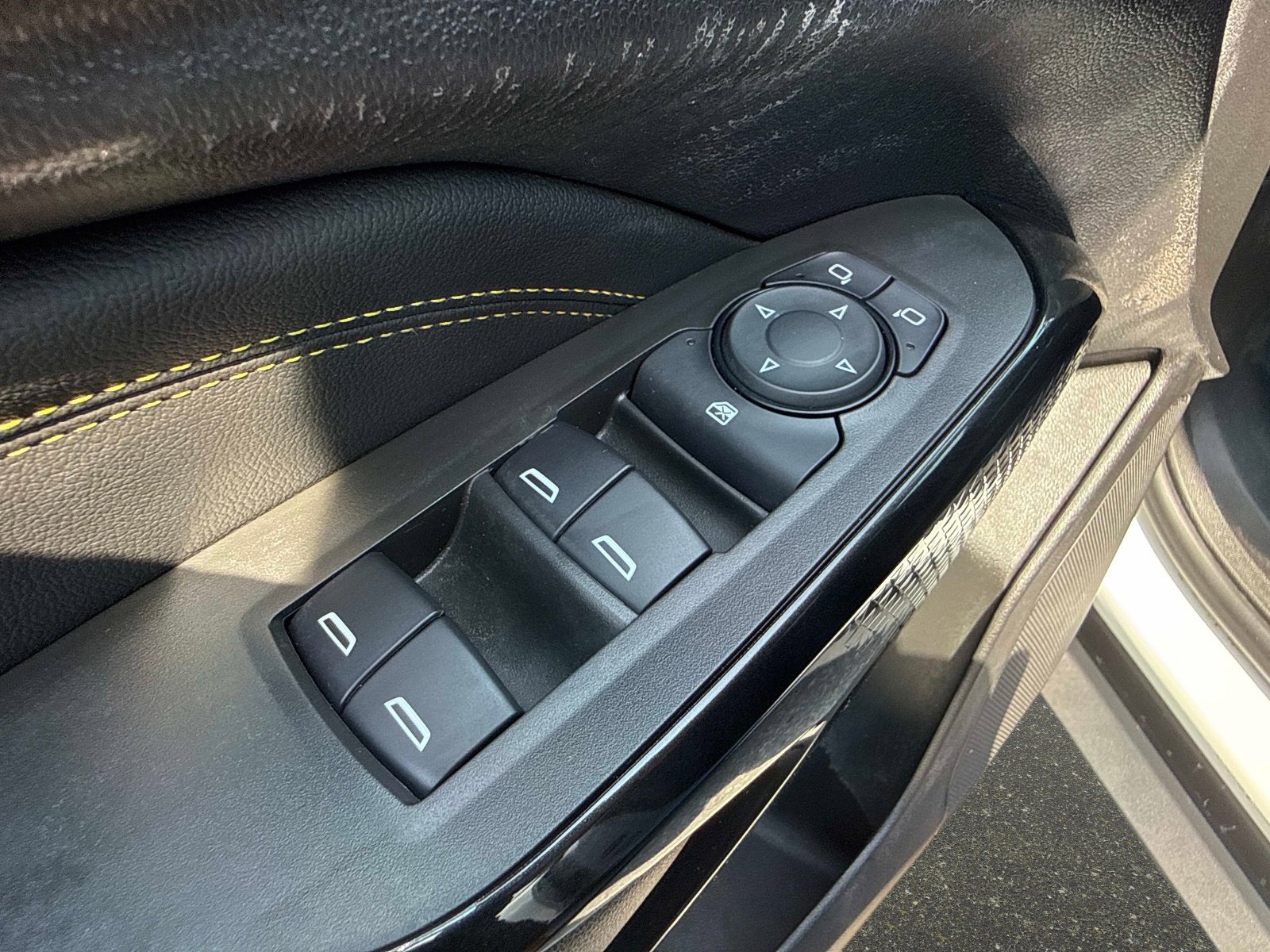 Used 2024 Chevrolet Trax LT w/ Driver Confidence Package image 16