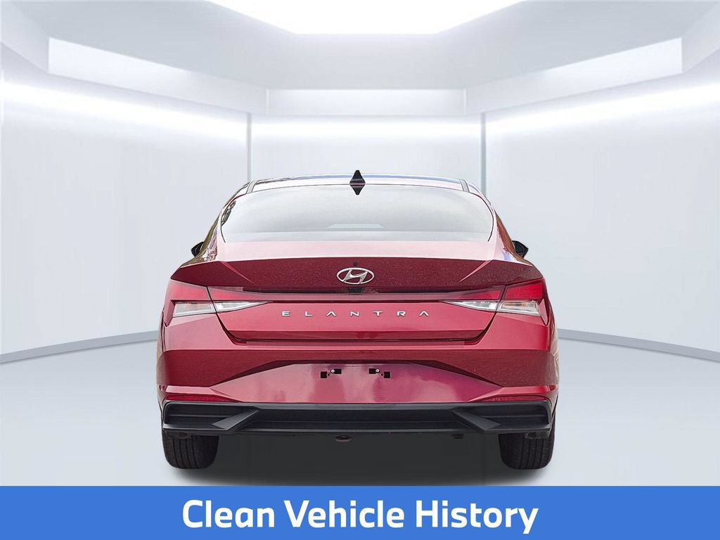 Used 2023 Hyundai Elantra SEL FWD image 6