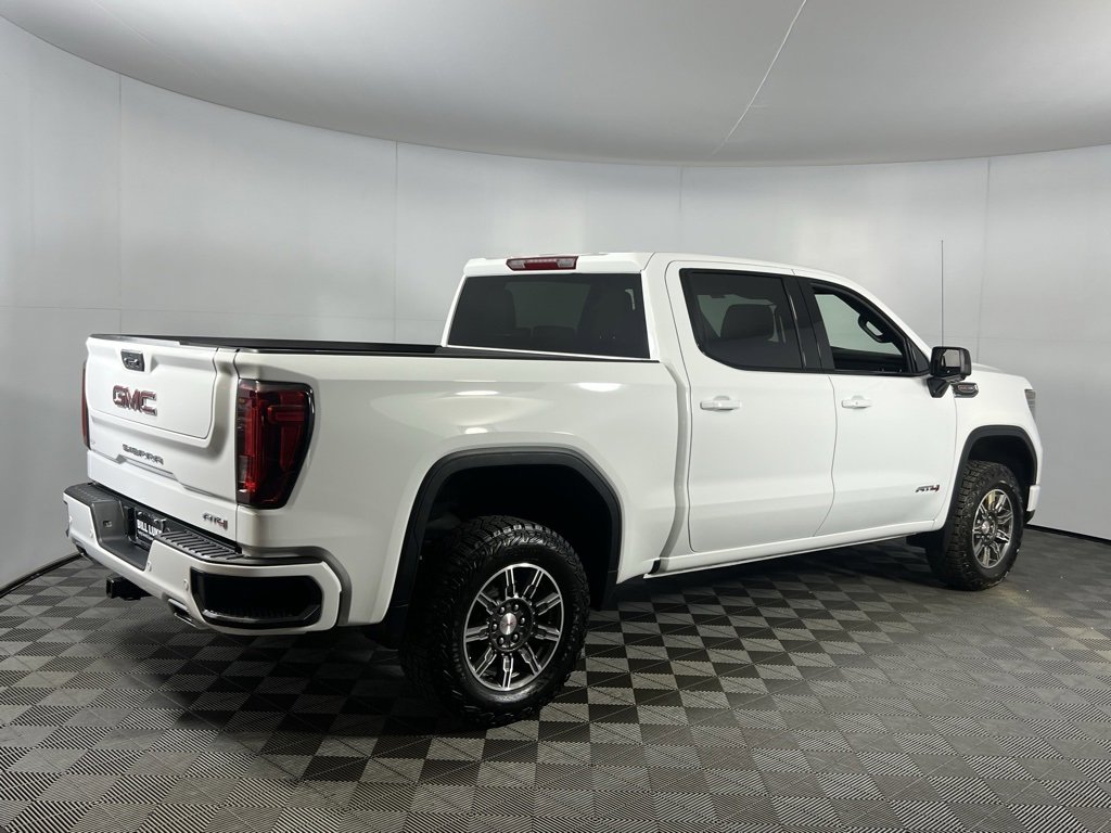 Used 2025 GMC Sierra 1500 AT4 image 6