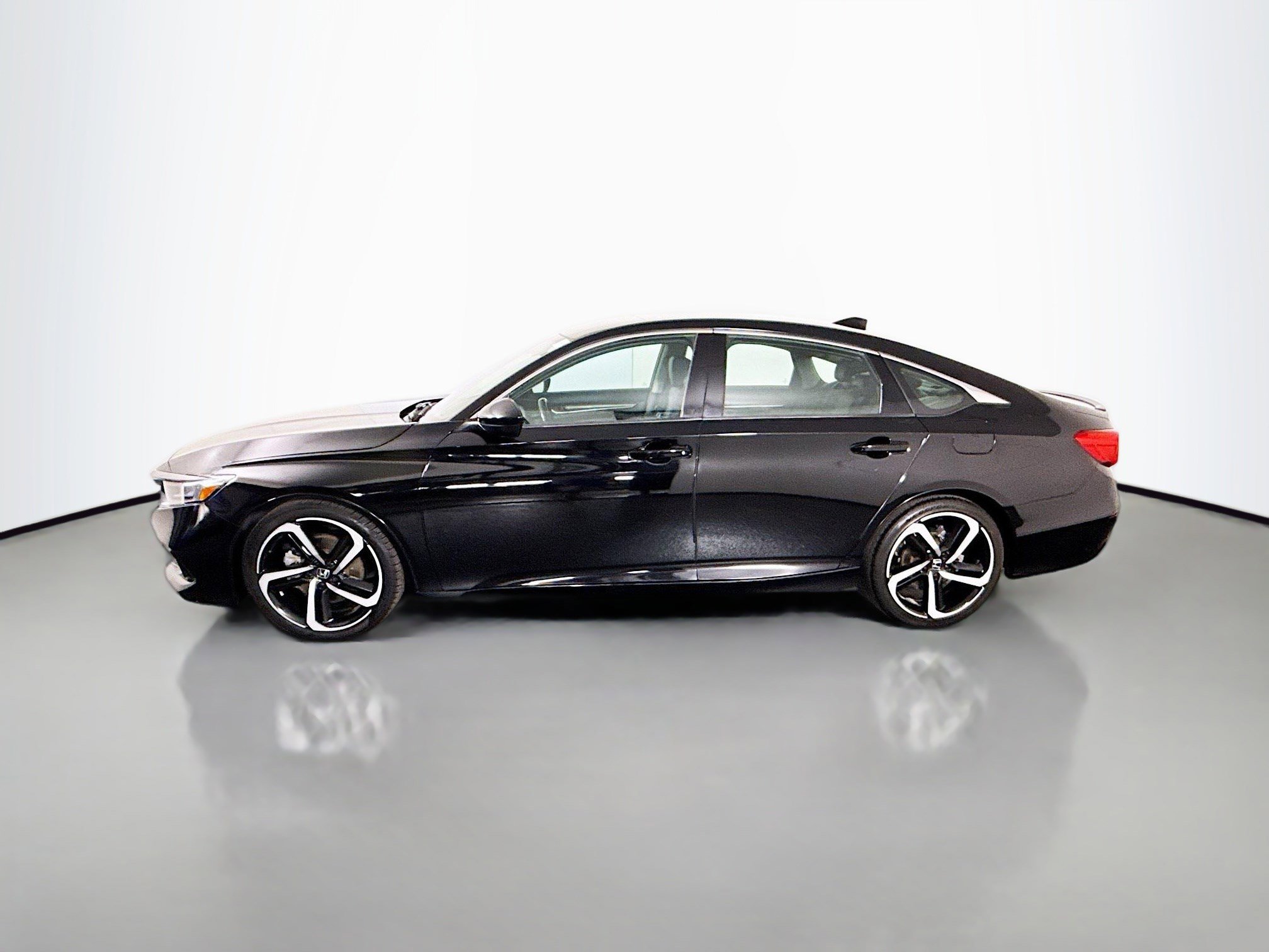 Used 2021 Honda Accord Sport Special Edition image 6