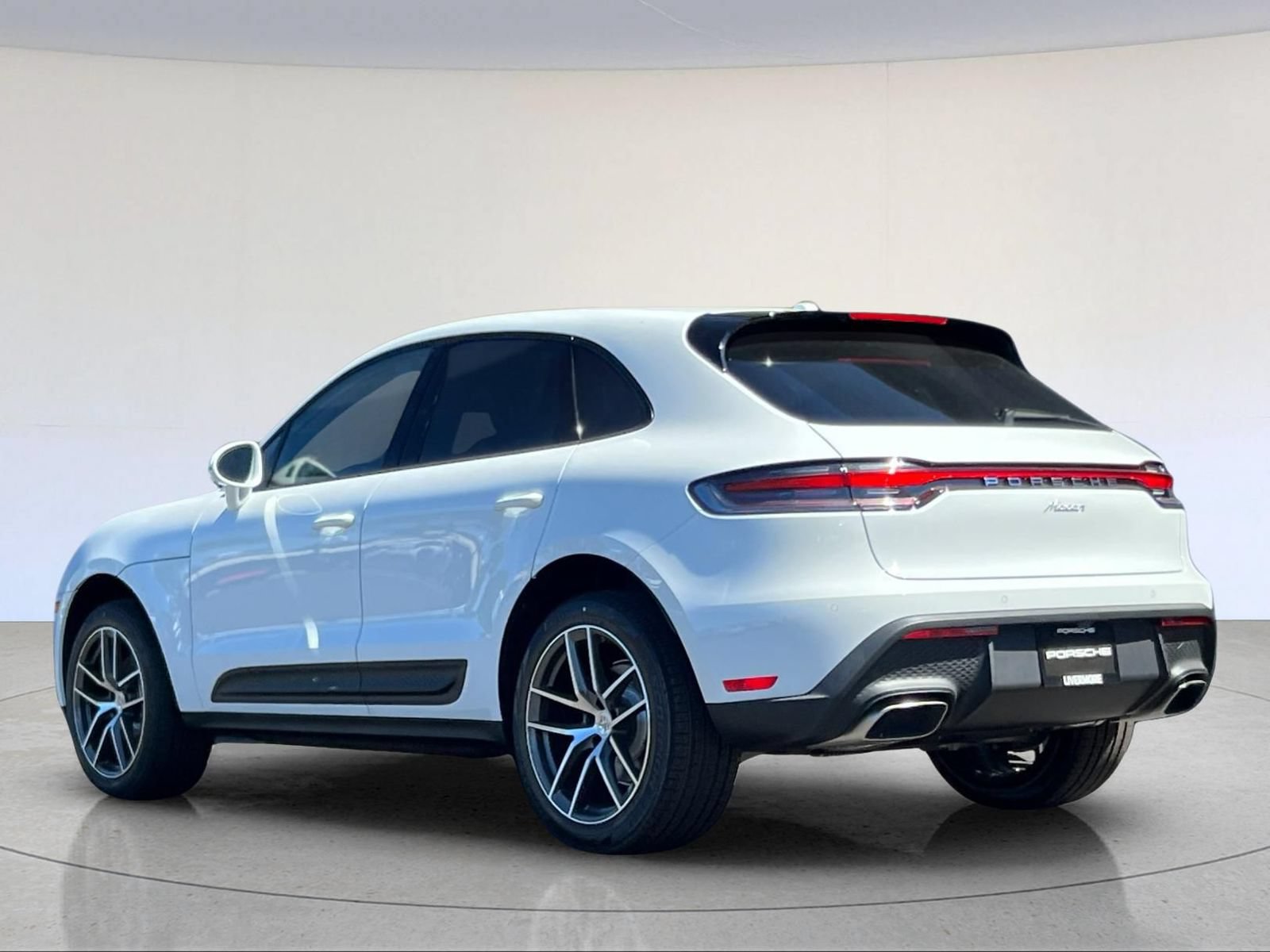 New 2026 Porsche Macan AWD/4WD image 3