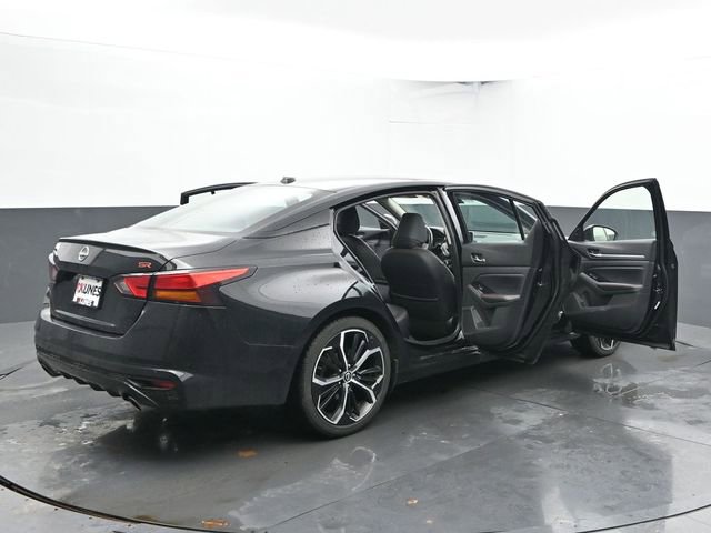 Used 2024 Nissan Altima 2.5 SR image 55